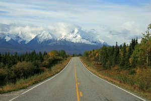 You are currently viewing Truck Driving in Alaska – An Incredible Journey for Carbon Express